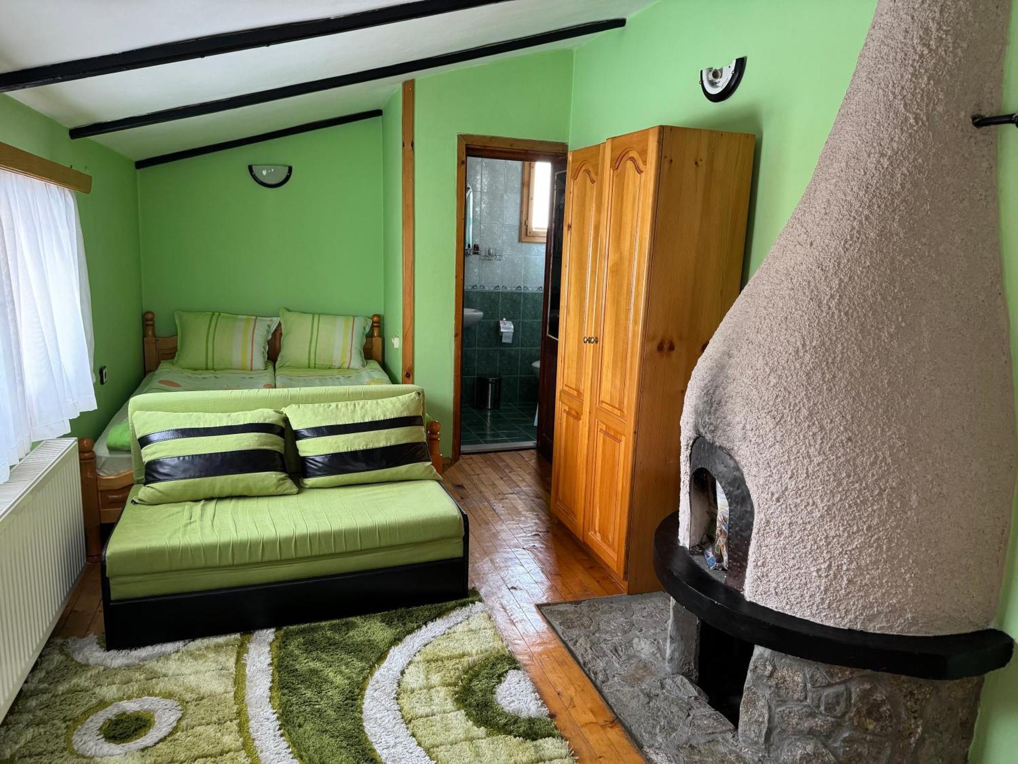 Mama Emiliya Guest House بيلي اسكار المظهر الخارجي الصورة