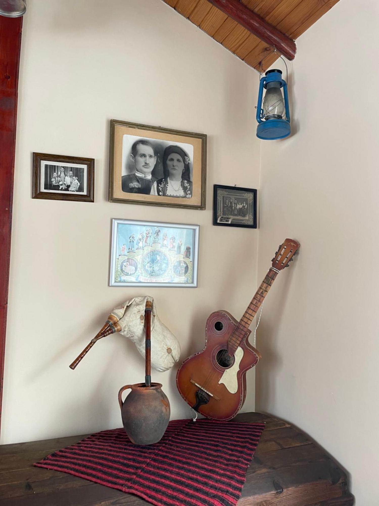 Mama Emiliya Guest House بيلي اسكار المظهر الخارجي الصورة